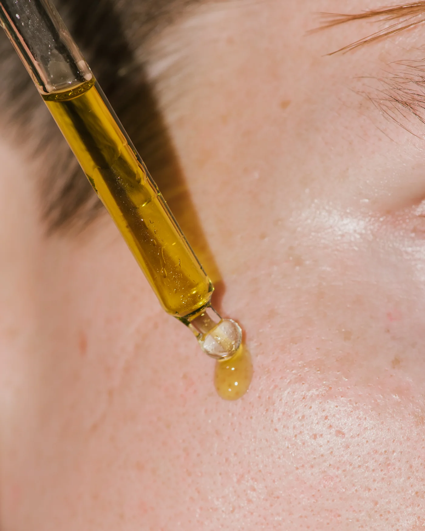 Botanical Recovery Serum - Image 3